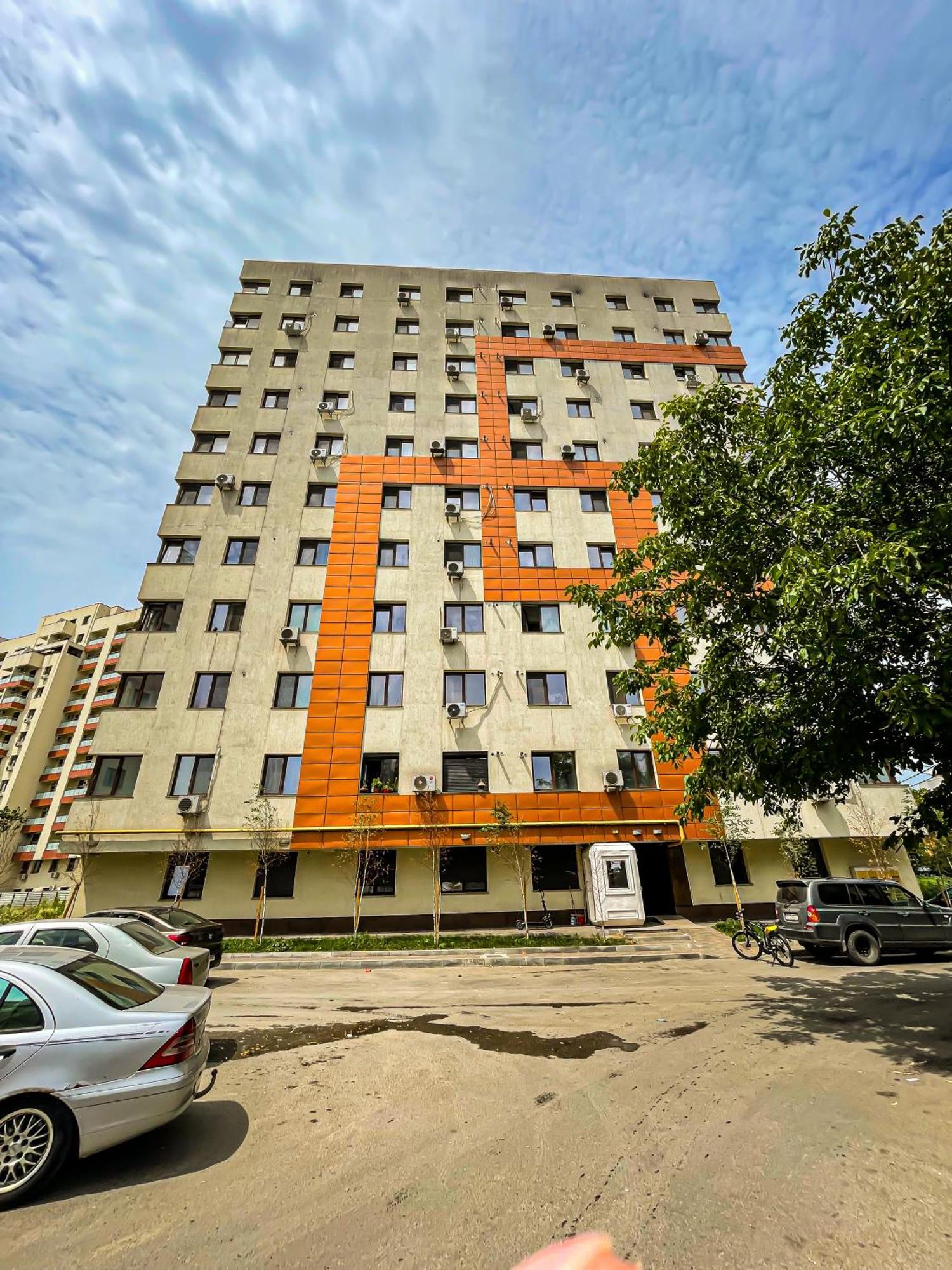 Mall - La 2 Minute De Mall Si Palatul Culturii * Iasi